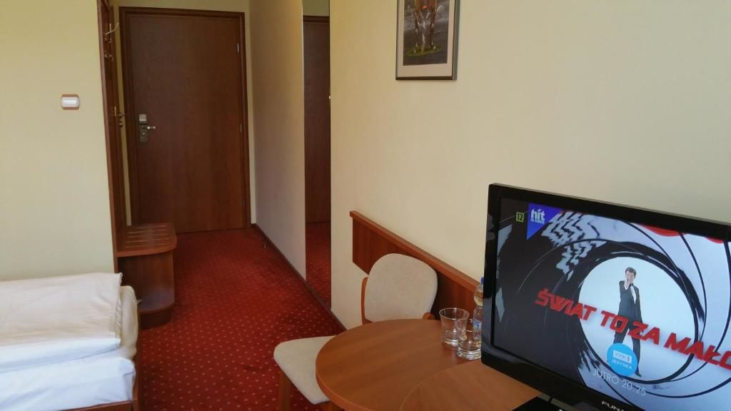 Отель Hotel Neo Тарновске-Гуры-42